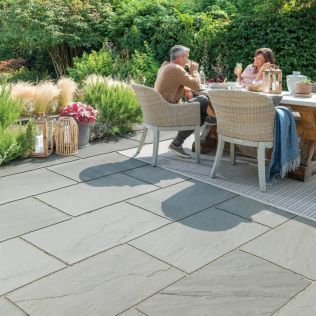 Natural Sandstone Patio Pack Silver Grey 4570 X 3340 X 22mm (15.3M&Sup2; Pack)