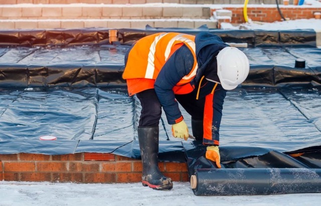 roof damp insulation 